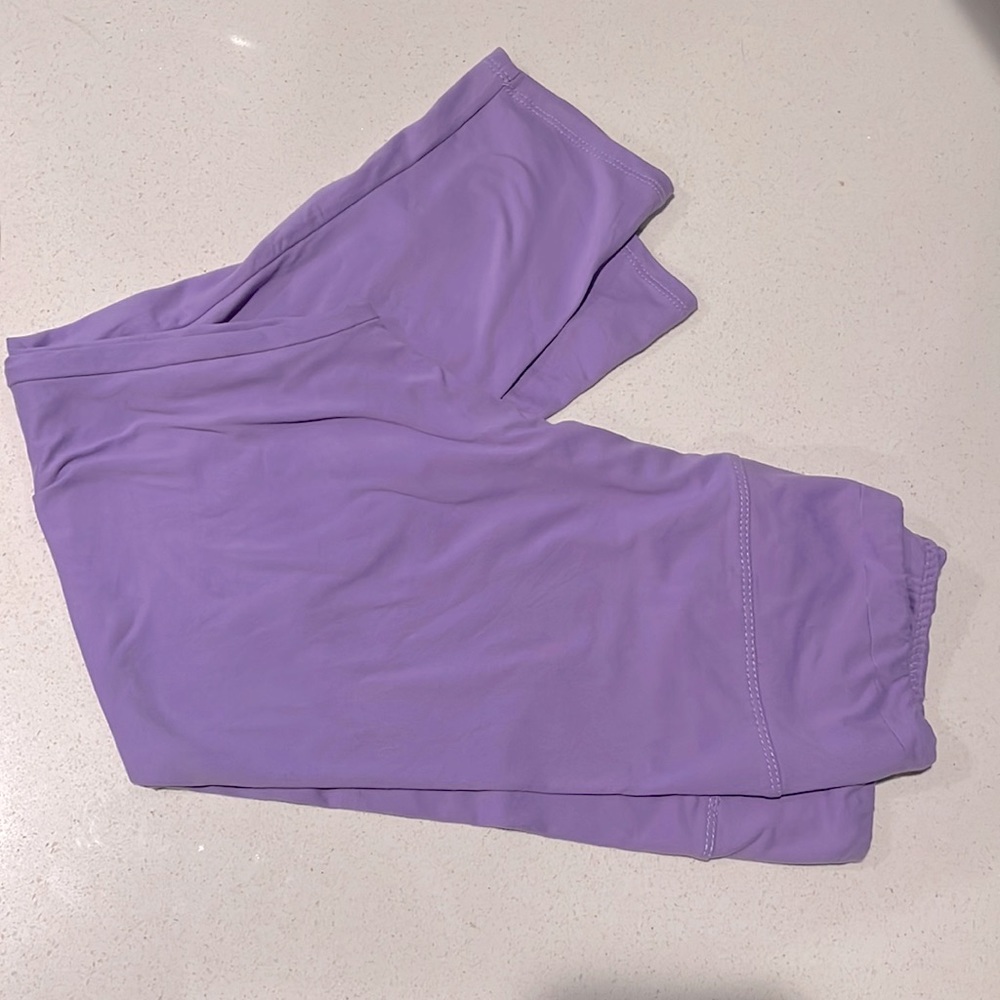 Lilac capri leggings (see photo of item)